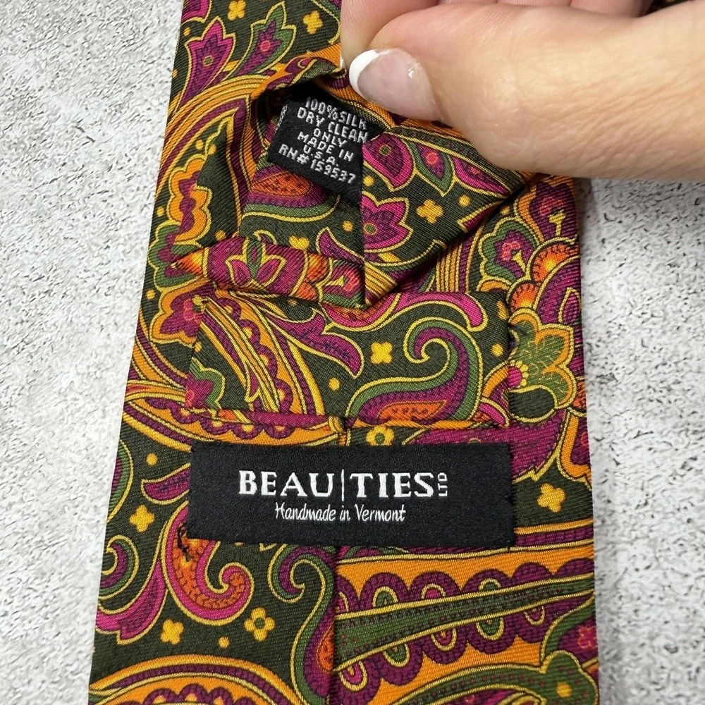 Beau‎ Ties Ltd Silk Tie Mens OS Green Gold Paisley Made In USA Necktie 60x3.5